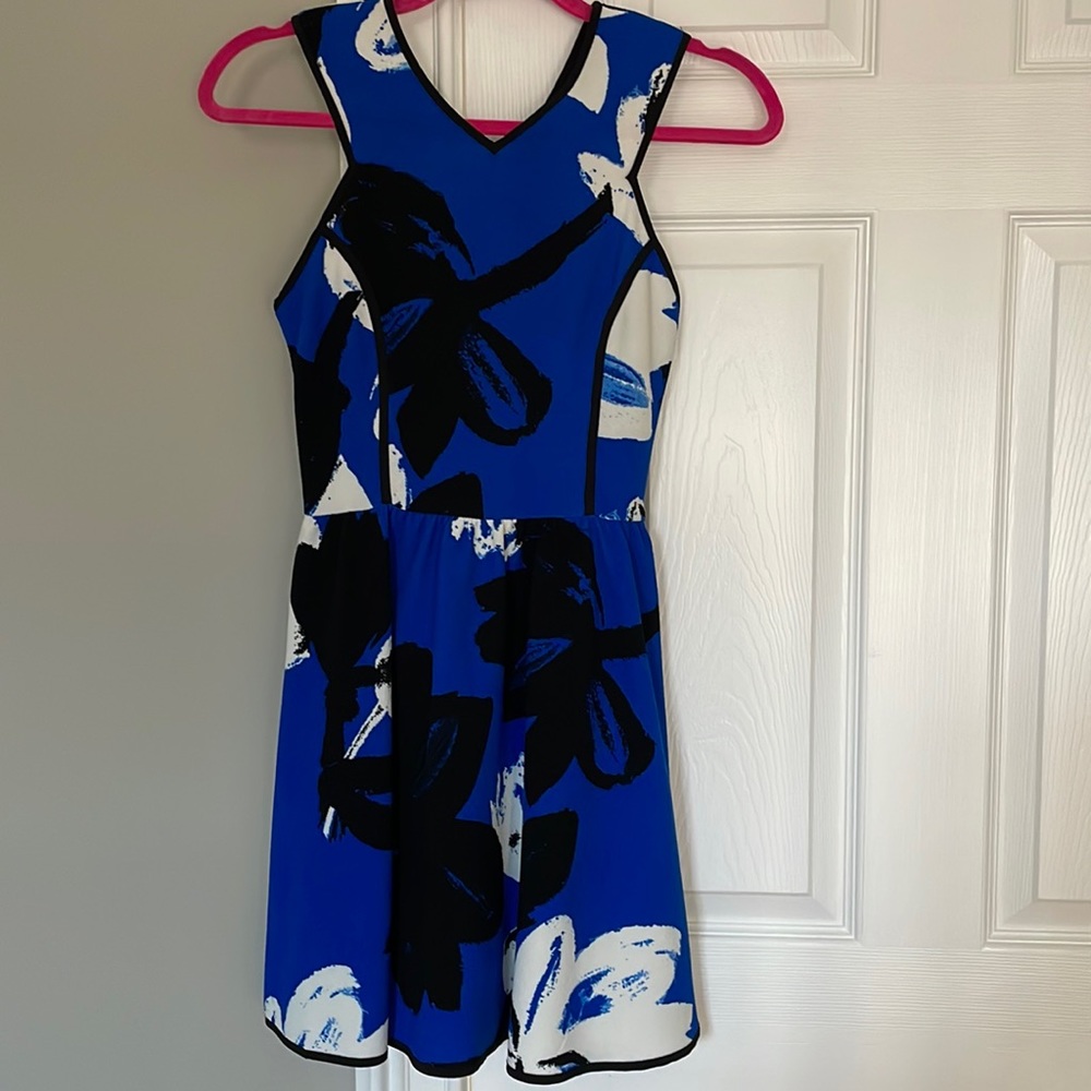NWOT BLOOMINGDALES DRESS